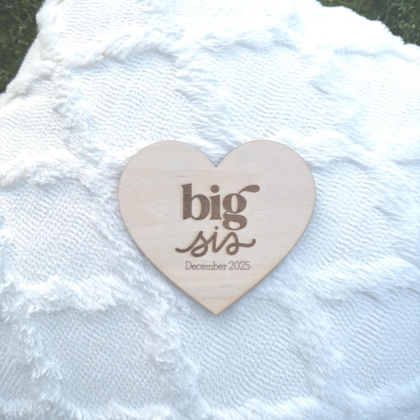 Big Bro Big Sis Wooden Heart Sign | Big Brother Announcement Prop Sibling Gift Idea Nursery Wall Decor Pregnancy Reveal Baby Shower Keepsake