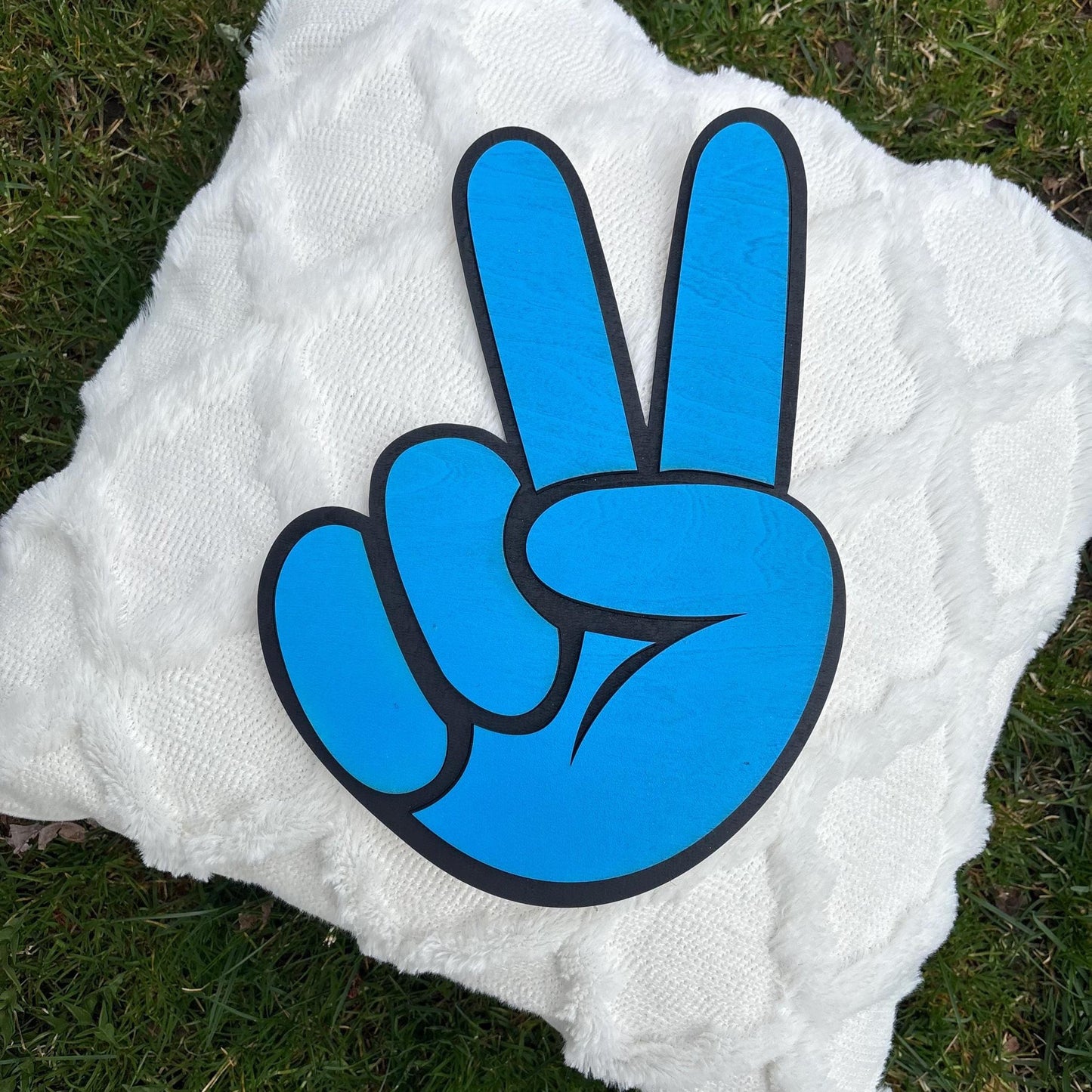 Peace Sign Wall Art β Handmade Wooden Kids Room Decor | Laser Engraved Symbol of Kindness | Nursery or Playroom Hanging Sign Boys Bedroom