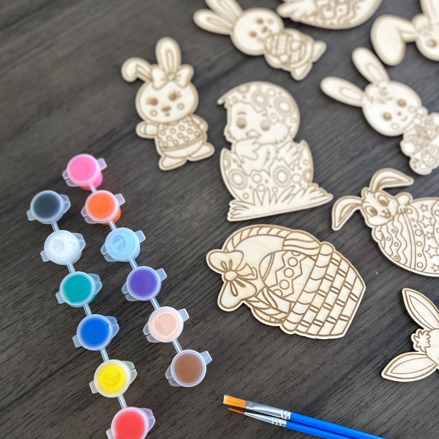 Easter Wooden DIY Coloring Set For Kids β’ Set of 10 Colorful Paint Set Wooden Unfinished Bunny Rabbit Holiday Painting Creative Wooden Toys