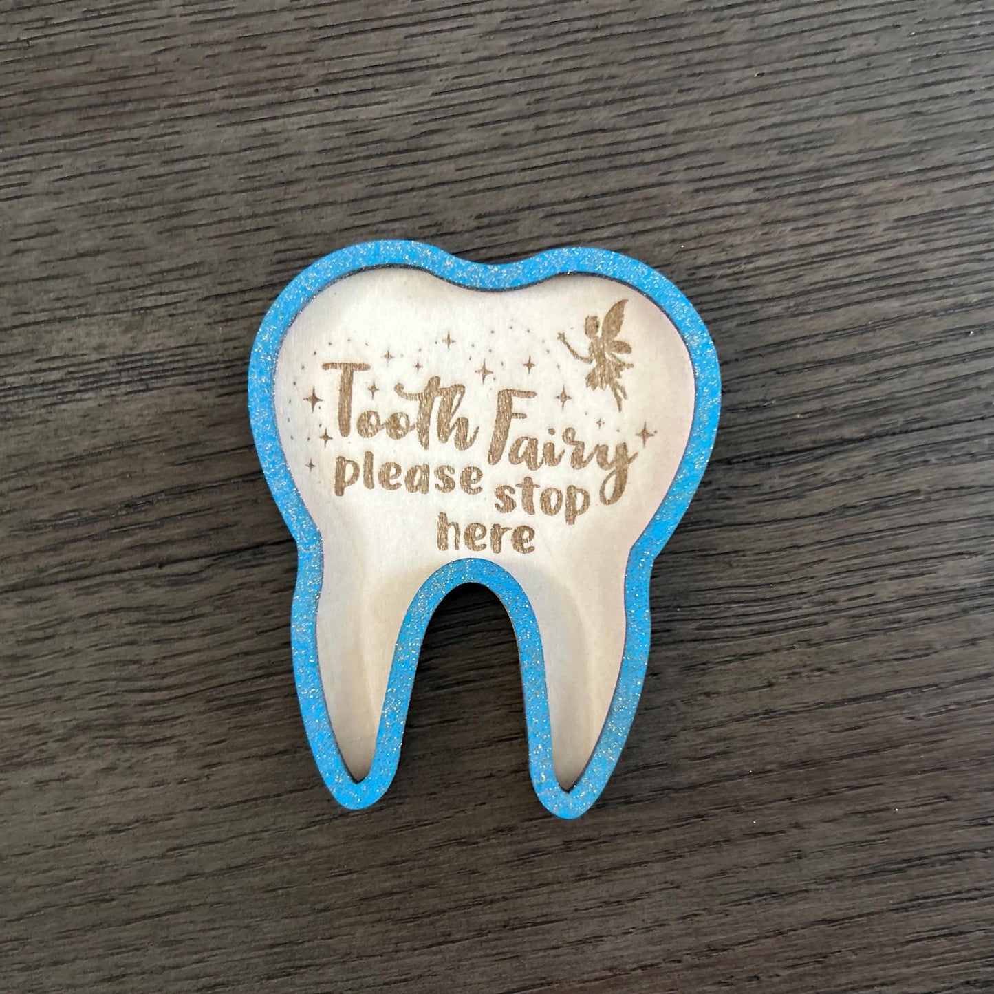 Tooth Fairy Holder – Wooden Tooth Keepsake Sign | Personalized Tooth Fairy Visit Tray | Glitter Option Available | Bedside Gift for Kids