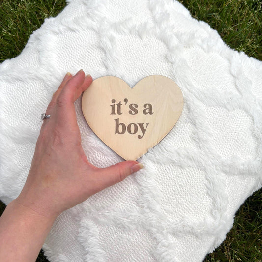 Personalized Gender Reveal Heart Discs “It’s a Boy” & “It’s a Girl” Announcement Signs Custom Wooden Pregnancy Reveal Gift | Keepsake Plaque