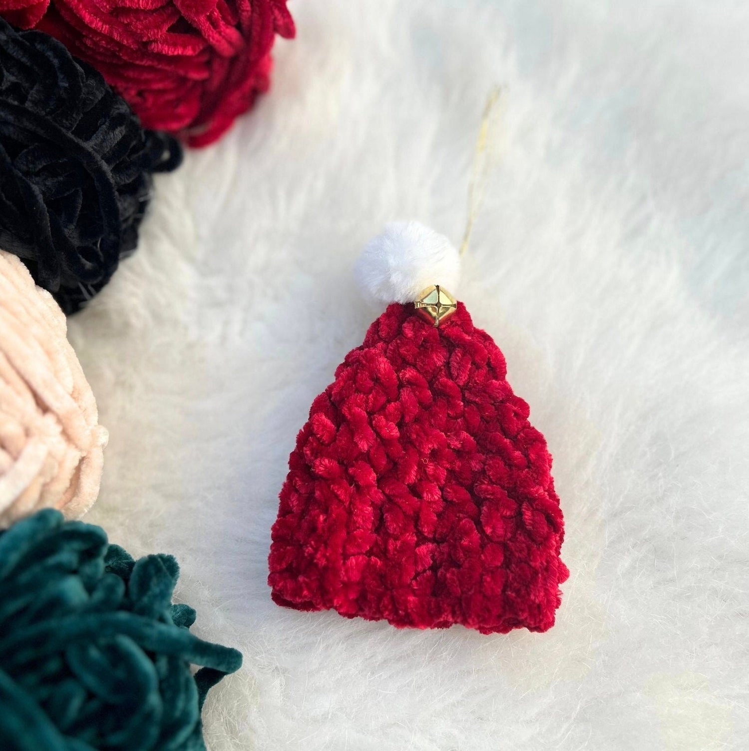 KNIT LETTER HOLIDAY ORNAMENT