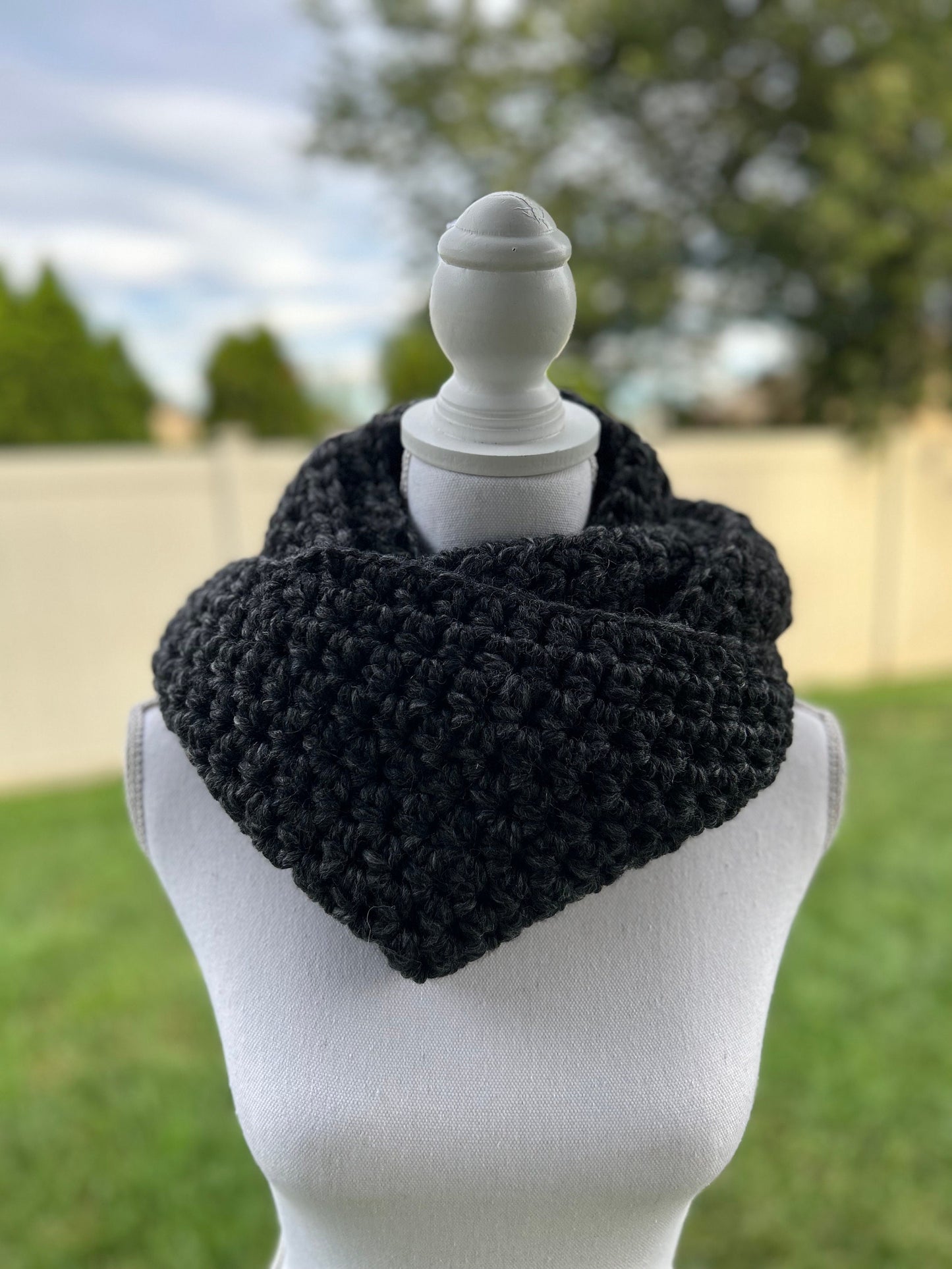 Women's Crochet Infinity Scarf • Winter Woven Warm Handmade Chunky Knit Christmas Gift for Mom Sister Daughter